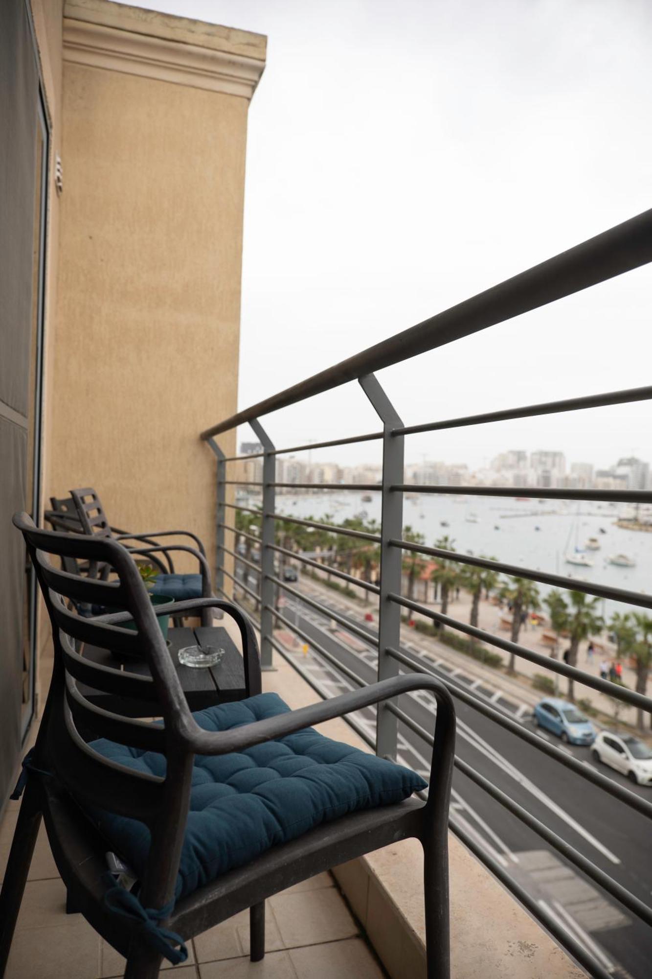 Golden Harbour - 2 Bedrooms, 2 Bathrooms Gzira Eksteriør billede